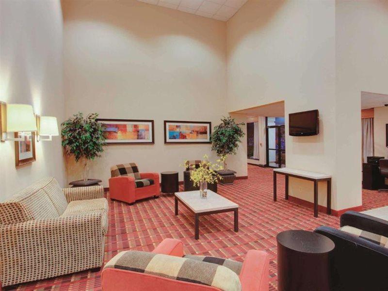 Ramada Inn By Wyndham Fairfield Nj Εξωτερικό φωτογραφία